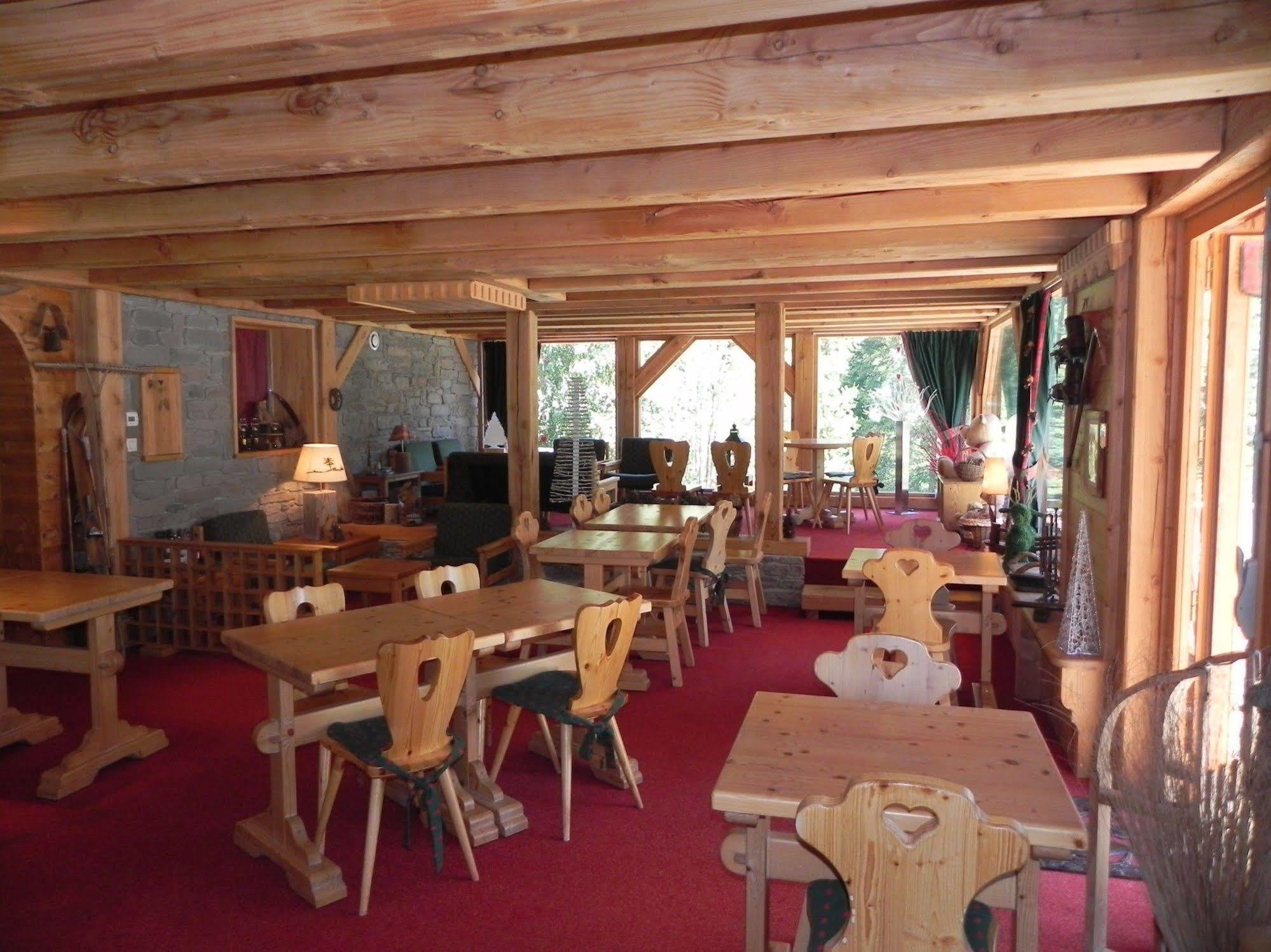 Hotel Ecureuil Вар Экстерьер фото