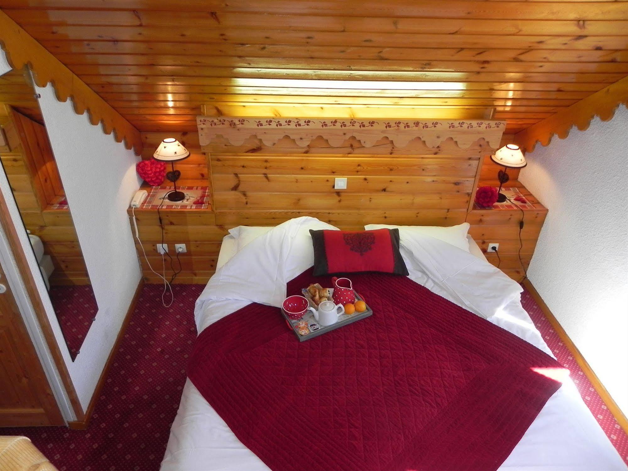 Hotel Ecureuil Вар Экстерьер фото